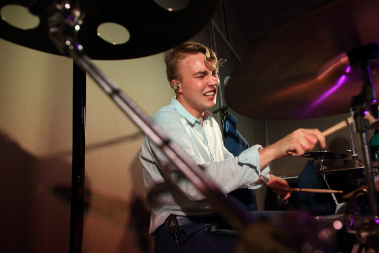 Kalev Välk peobänd Kassett koosseis, bänd, kassettbänd, kassettband, tantsubänd, firma, ettevõte, pulm, sünnipäev