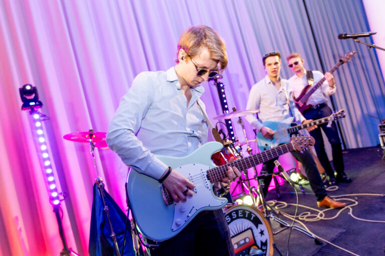 Fotograaf Diana Unt, Kassett bänd