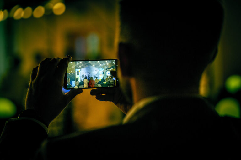 Kassett bänd ettevõtte asutuse peole